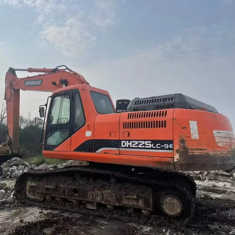 二手斗山DH225LC-9E挖掘机