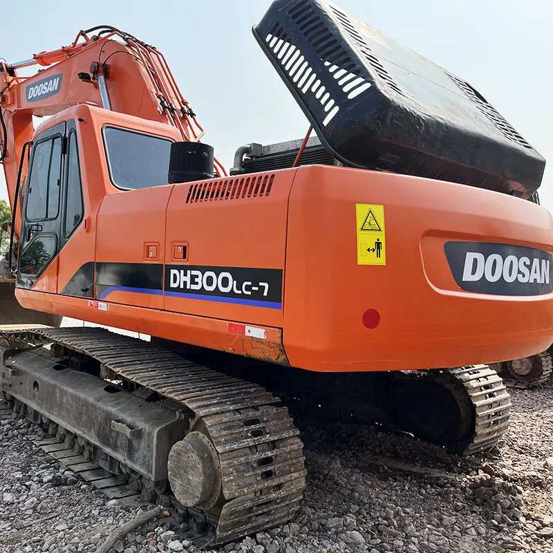 二手斗山DH300LC-7挖掘机