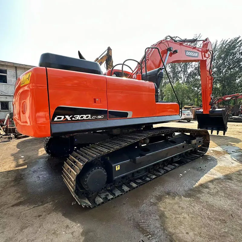 二手斗山DX300LC-9C挖掘机