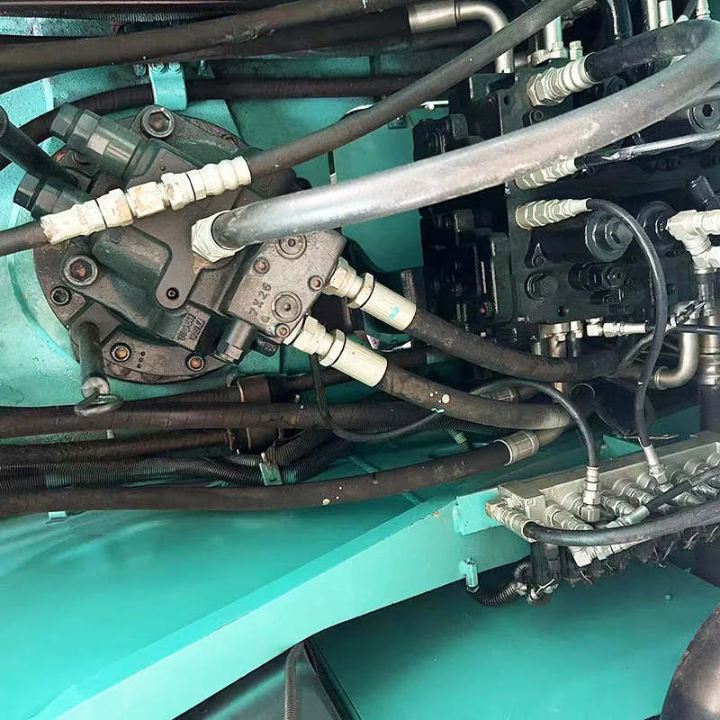 二手神钢SK200-8挖掘机