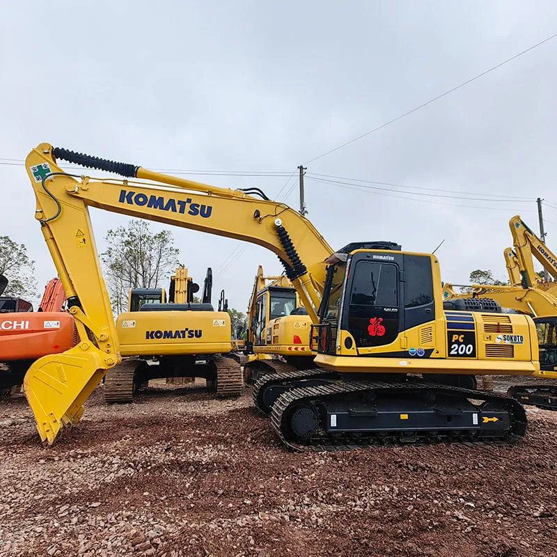 Used 小松200-8 excavator