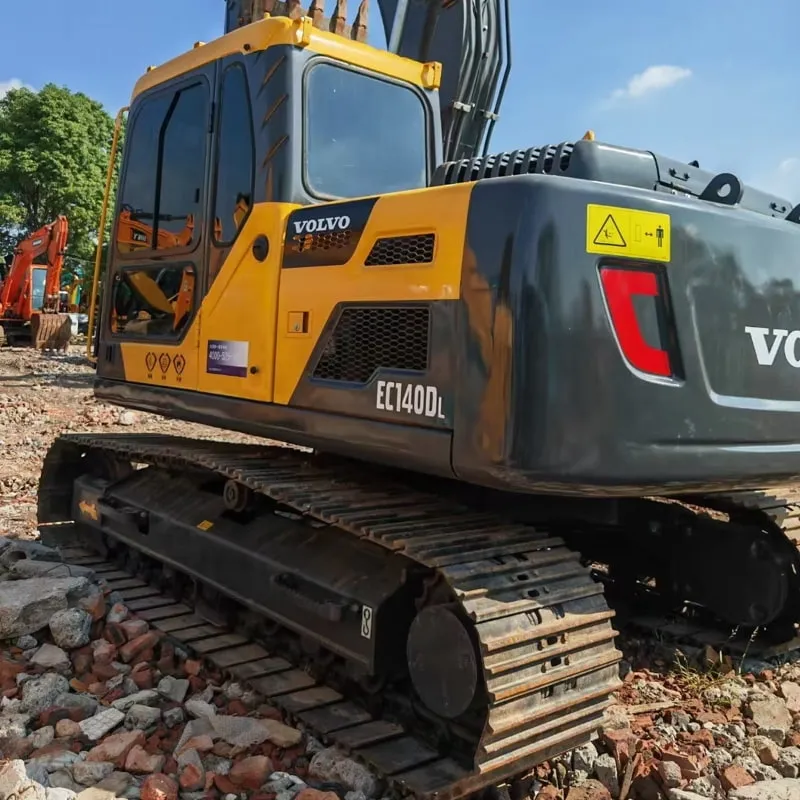 Used 沃尔沃140 excavator