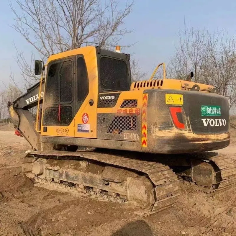 Used 沃尔沃140 excavator