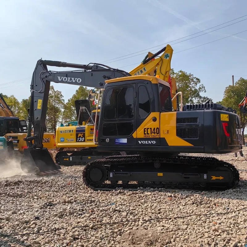 Used 沃尔沃140 excavator
